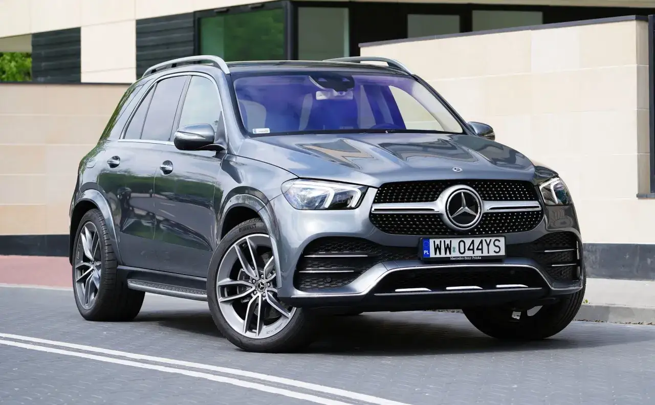 Mercedes GLE 300 d: Czy warto kupić? Analiza i opinie